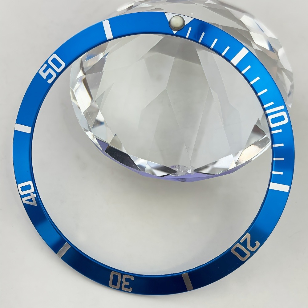 Retro 36.5mm bezel Aluminium L - مراجعة Reel Case وسعره
