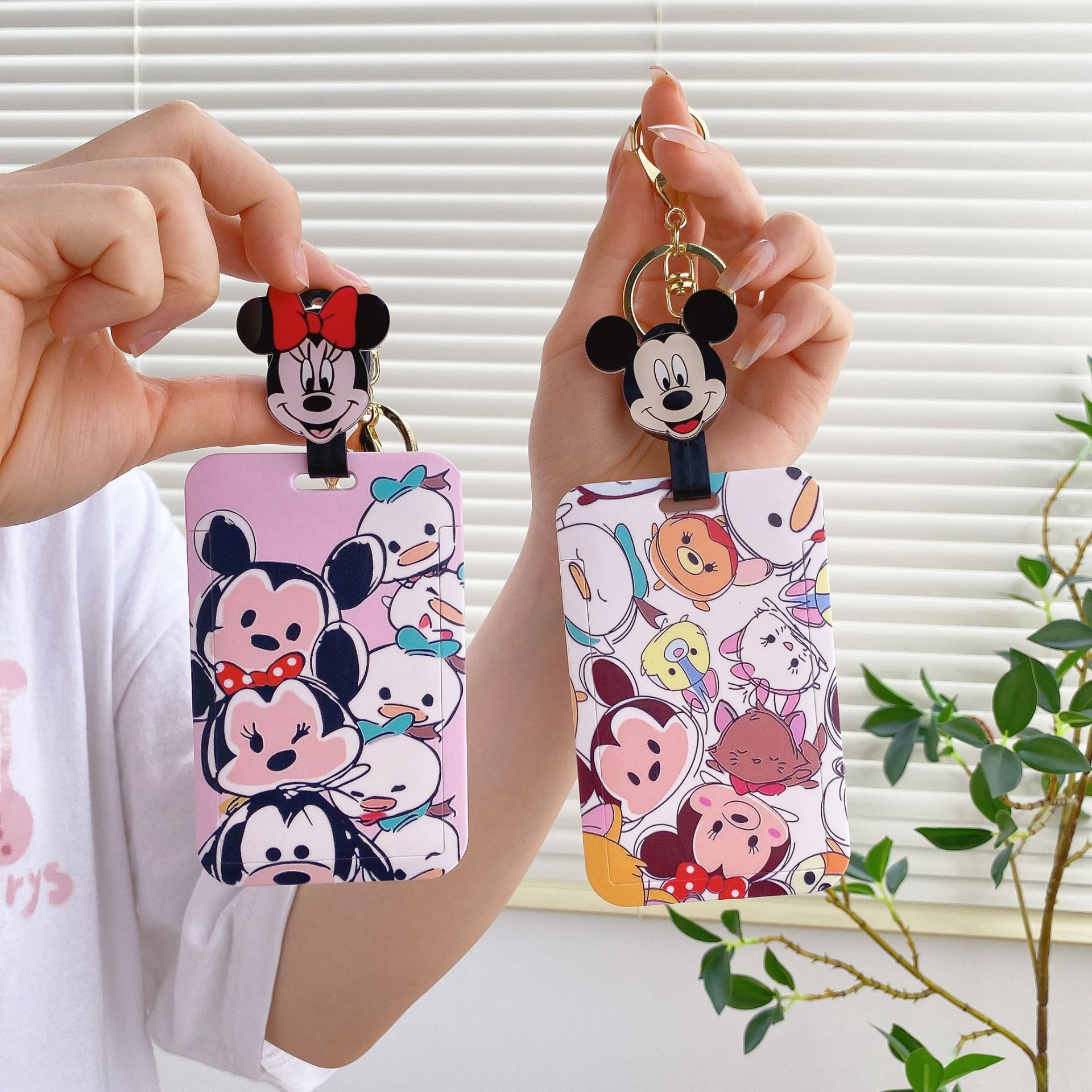 Cartoon Mickey Mouse Keychain  - مراجعة Reel Cover وسعره